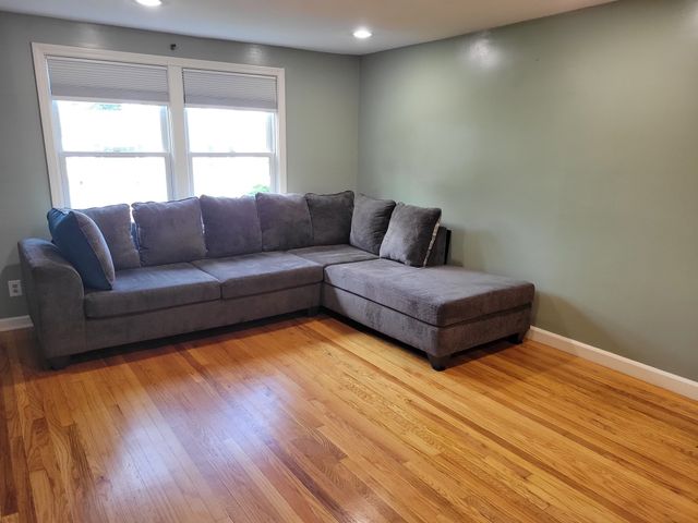149 Beauchamp, Chicopee, MA 01020