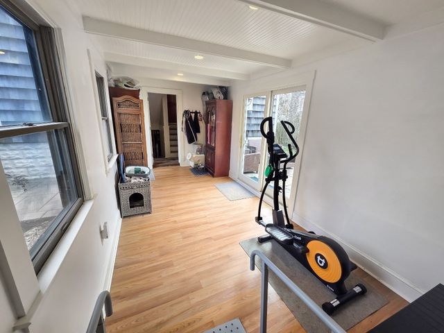 70 Chestnut St, Fairhaven, MA 02719