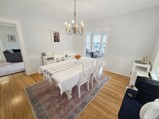 70 Chestnut St, Fairhaven, MA 02719