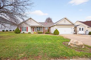 7404 W Higgins Court, Ellettsville, IN 47429