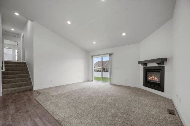 7538 Ochoa Avenue NE, Otsego, MN 55330