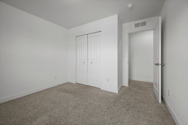 7538 Ochoa Avenue NE, Otsego, MN 55330