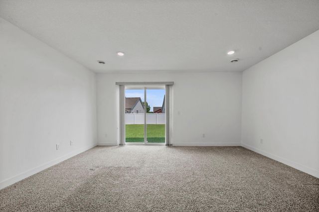 7538 Ochoa Avenue NE, Otsego, MN 55330