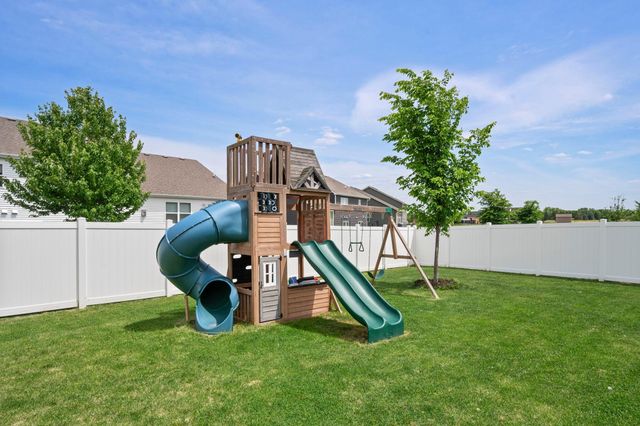 7538 Ochoa Avenue NE, Otsego, MN 55330