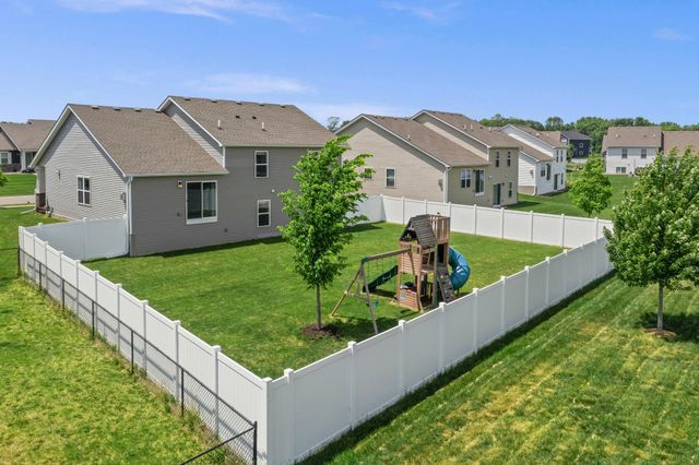 7538 Ochoa Avenue NE, Otsego, MN 55330
