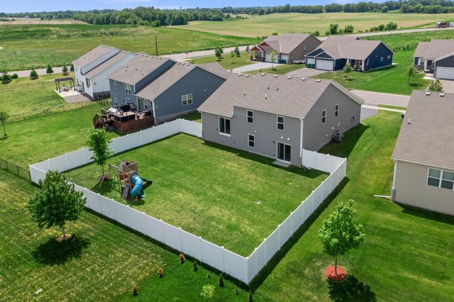 7538 Ochoa Avenue NE, Otsego, MN 55330