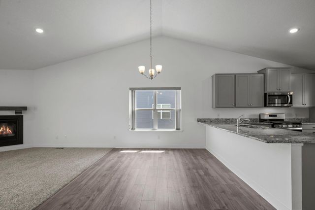 7538 Ochoa Avenue NE, Otsego, MN 55330
