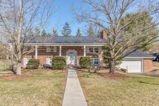 161 Brookdale Circle, Bristol, VA 24202