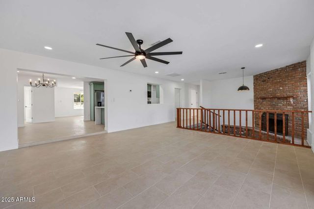 1802 E ARDMORE Drive, Phoenix, AZ 85042