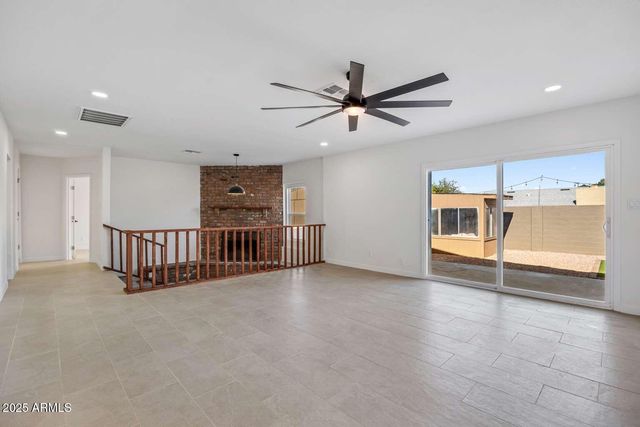 1802 E ARDMORE Drive, Phoenix, AZ 85042