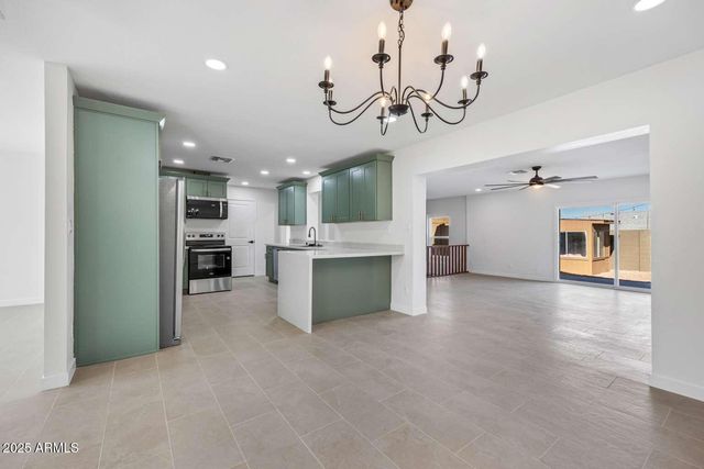 1802 E ARDMORE Drive, Phoenix, AZ 85042