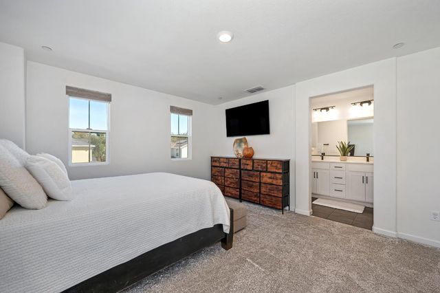 7966 Pitcher St, Citrus Heights, CA 95610
