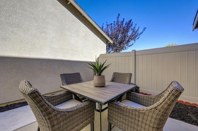 7966 Pitcher St, Citrus Heights, CA 95610