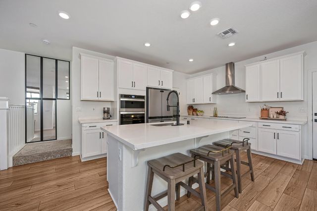 7966 Pitcher St, Citrus Heights, CA 95610