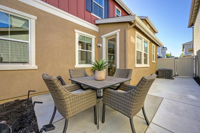 7966 Pitcher St, Citrus Heights, CA 95610