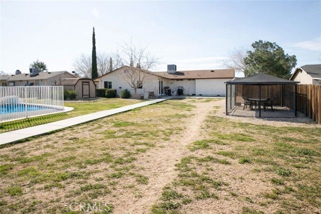 18804 Vine Street, Hesperia, CA 92345