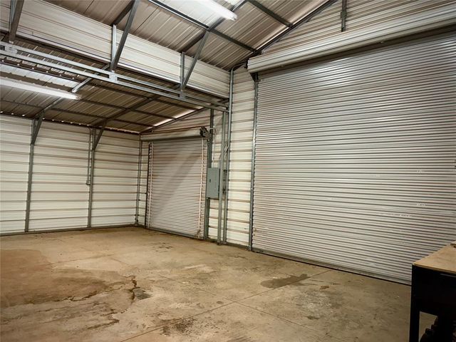 7424 E Charter Oak Road, Guthrie, OK 73044