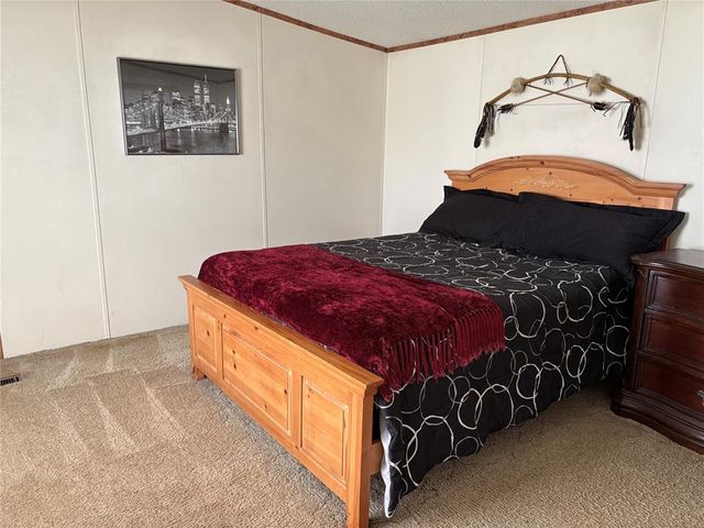 7424 E Charter Oak Road, Guthrie, OK 73044