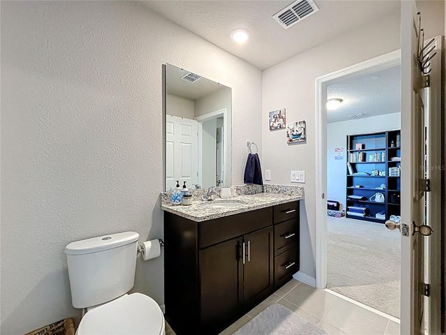 1045 DESERT CANDLE DRIVE, Ocoee, FL 34761