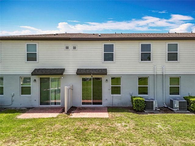 1045 DESERT CANDLE DRIVE, Ocoee, FL 34761