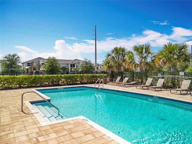 1045 DESERT CANDLE DRIVE, Ocoee, FL 34761