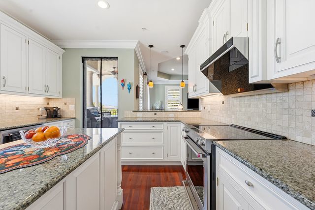 50 SE Ocean Boulevard 302, Stuart, FL 34994