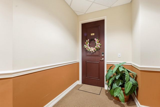 50 SE Ocean Boulevard 302, Stuart, FL 34994