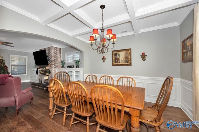 2409 Bell Manor Drive SW, Huntsville, AL 35803