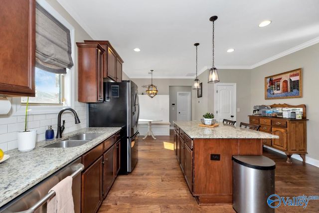 2409 Bell Manor Drive SW, Huntsville, AL 35803