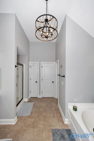 2409 Bell Manor Drive SW, Huntsville, AL 35803