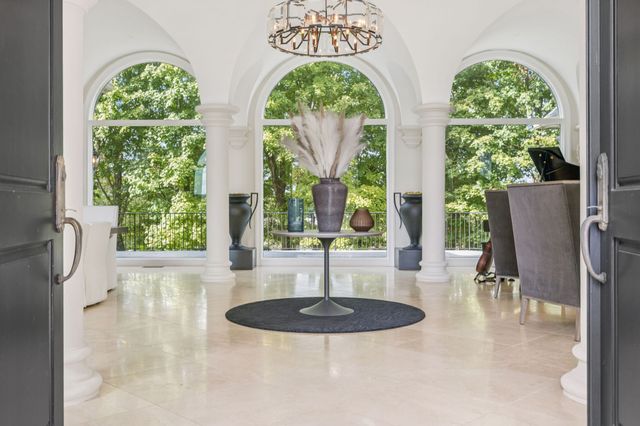 5 Colonel Winstead Dr, Brentwood, TN 37027