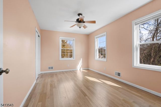 63 Huyler Rd, Branchburg Twp., NJ 08876