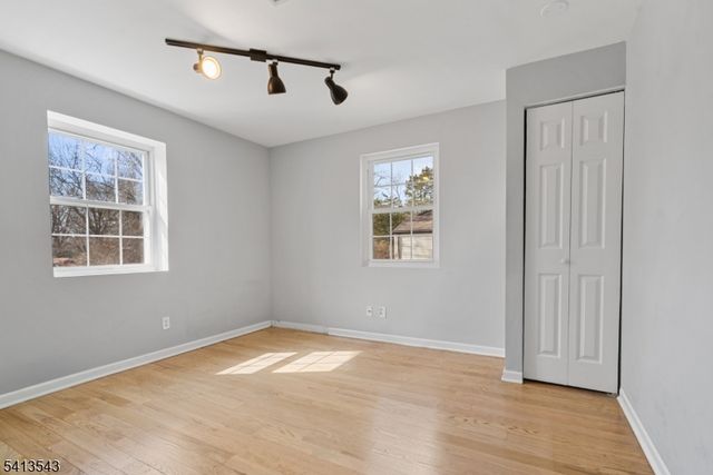 63 Huyler Rd, Branchburg Twp., NJ 08876