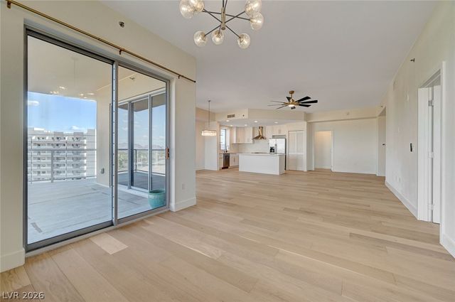 8255 South LAS VEGAS Boulevard 813, Las Vegas, NV 89123