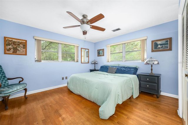 318 SW 40TH TERRACE, Gainesville, FL 32607