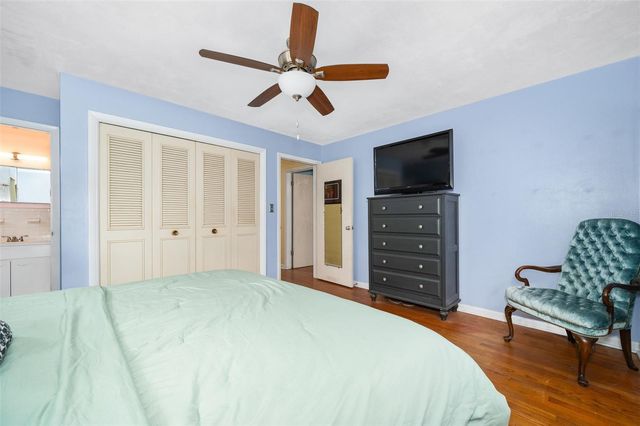 318 SW 40TH TERRACE, Gainesville, FL 32607