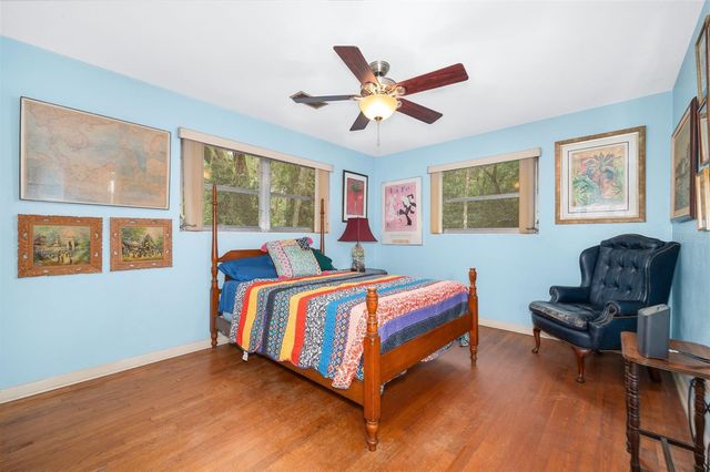 318 SW 40TH TERRACE, Gainesville, FL 32607