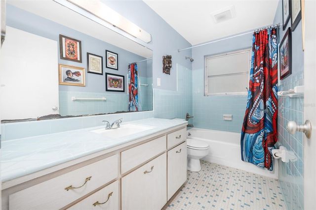 318 SW 40TH TERRACE, Gainesville, FL 32607