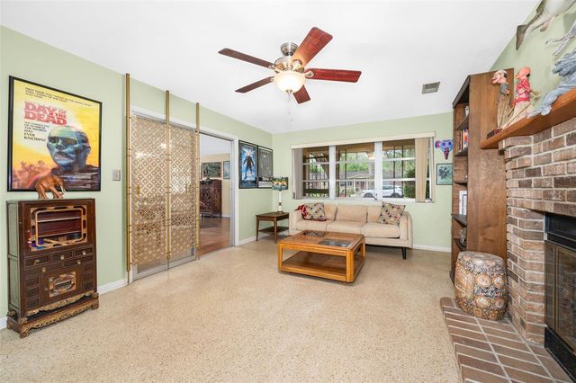 318 SW 40TH TERRACE, Gainesville, FL 32607