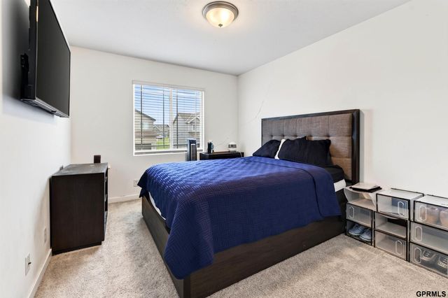 11055 Sunrise Street, Omaha, NE 68142