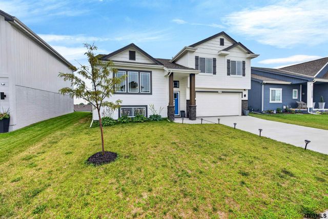 11055 Sunrise Street, Omaha, NE 68142