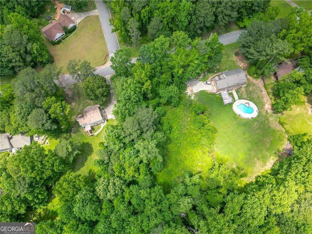 6990 Oak Leaf Drive, Fairburn, GA 30213