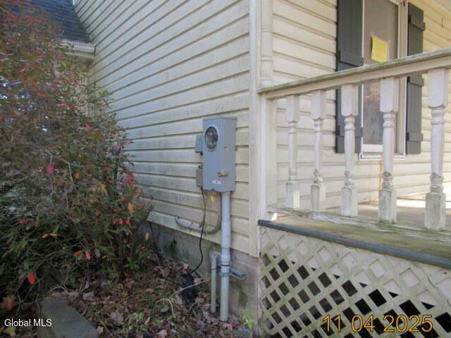 36 Jackson Road, Moreau, NY 12803