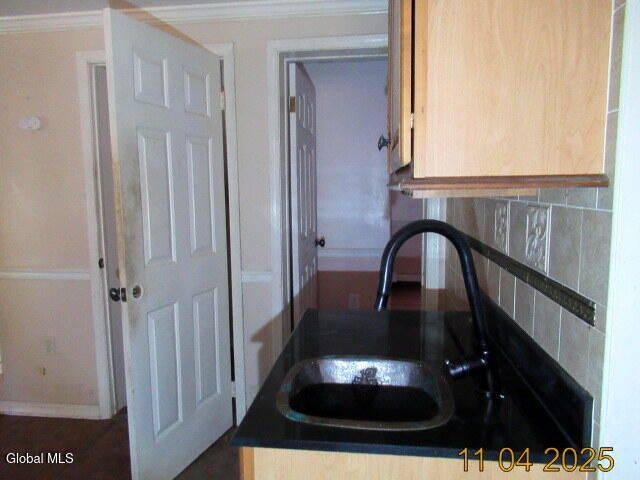 36 Jackson Road, Moreau, NY 12803