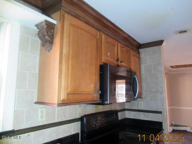 36 Jackson Road, Moreau, NY 12803