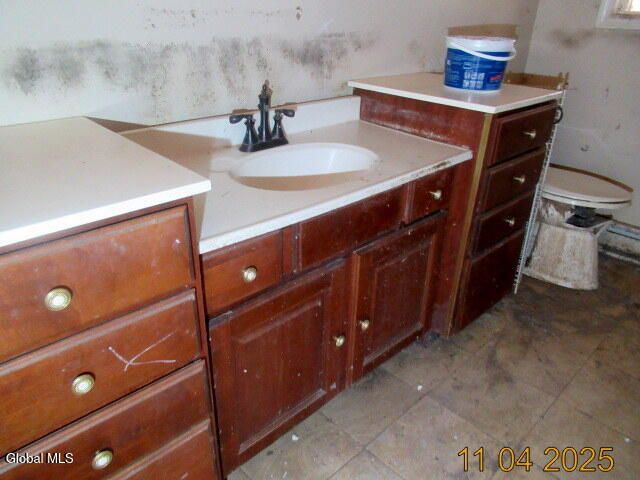 36 Jackson Road, Moreau, NY 12803