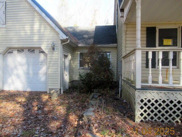 36 Jackson Road, Moreau, NY 12803