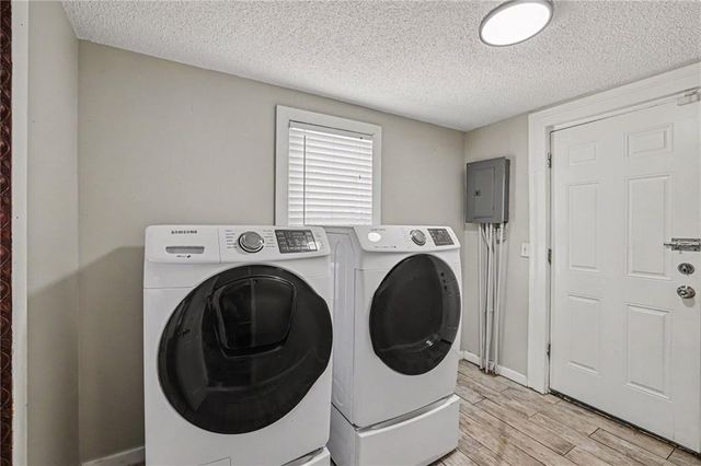 909 Central Avenue, Kansas City, KS 66101