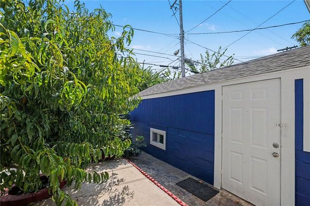 909 Central Avenue, Kansas City, KS 66101