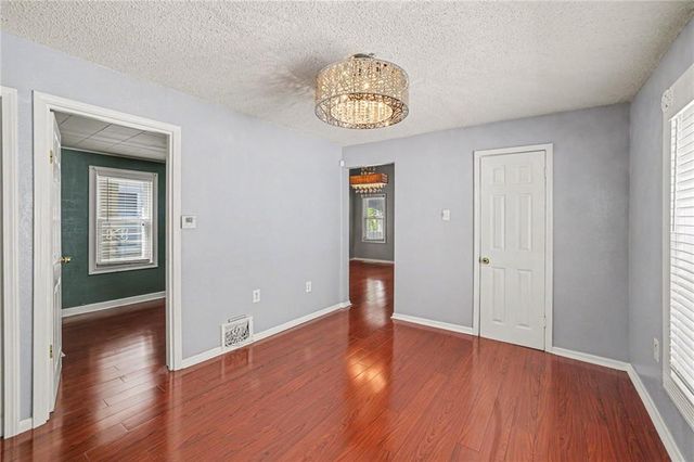 909 Central Avenue, Kansas City, KS 66101